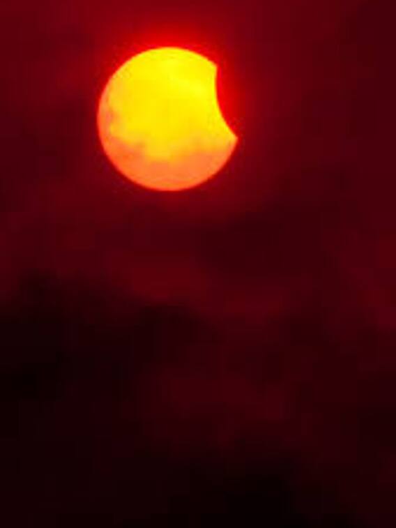 இந்த ஆண்டின் இரண்டாம் சூரியகிரகணம் !