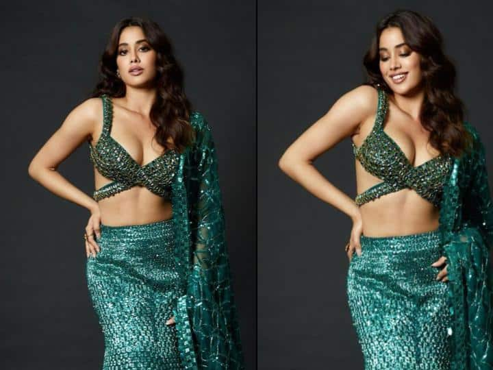 janhvi Kapoor Latest Pics: बॉलीवुड एक्ट्रेस जाह्नवी कपूर ने दिवाली बैश की शानदार तस्वीरों को सोशल मीडिया पर शेयर किया है. इन फोटो में जाह्नवी बला की खूबसूरत लग रही हैं.