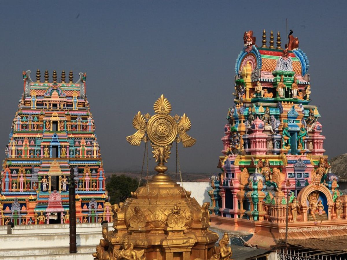 Telangana: Yadagirigutta Lakshmi Narasimha Swamy Temple Gets 'Green Place  of Worship' Award. KCR Says 'Big Honour'