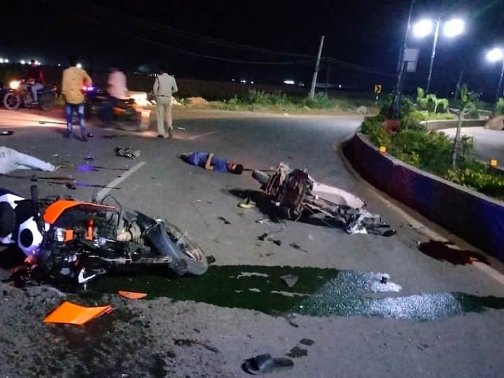 Three Members Died And One Seriously Injured in Kadapa Road Accident Kadapa Accident: కడపలో రెండు బైకులు ఢీ -  ముగ్గురి దుర్మరణం, మరొకరి పరిస్థితి విషమం!