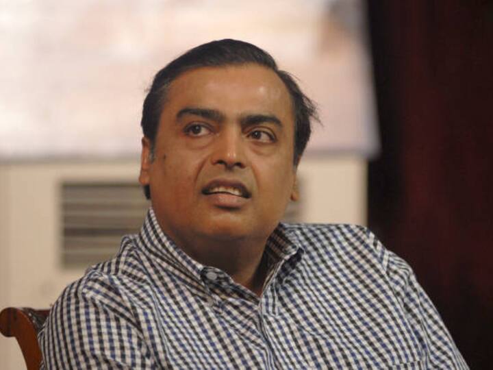 Reliance Industries’ Chairman Mukesh Ambani, owner of the world's largest oil refining complex and the Mumbai-based conglomerate's other businesses, was ranked third with an annual donation of Rs 411 crore. Ambani’s primary donations were in the education sector. [Image Credit: Getty]