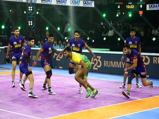 PKL 9: दिल्ली को सीजन की पहली हार मिलने के बाद कितना बदला प्वाइंट्स टेबल? जानें रेडिंग और डिफेंस में कौन आगे