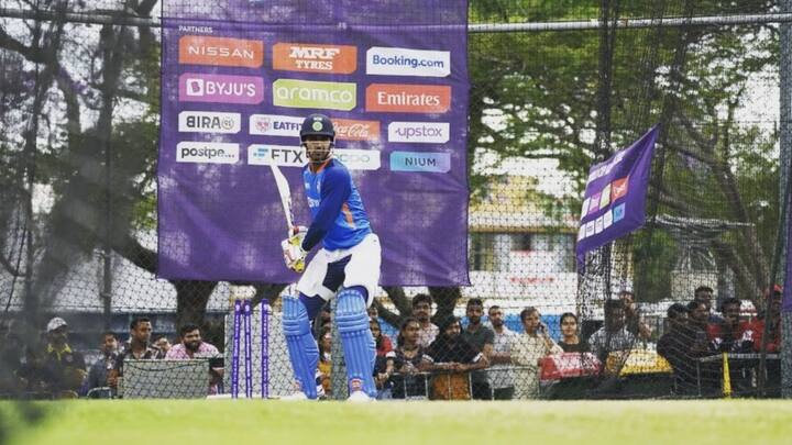 ভারতের হয়ে মাত্র ১২টি টি-টোয়েন্টি ম্যাচ খেলেই শতরান হাঁকিয়ে ফেলেছেন দীপক হুডা। ১৫০-র অধিক স্ট্রাইক রেটে রান করা হুডা এই বিশ্বকাপে সুযোগ পেলে নজর কাড়তেই পারেন।
