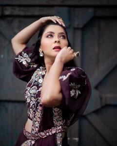 Sonalee Kulkarni : अभिनेत्री सोनाली कुलकर्णीचे नवे फोटो पाहून तुम्हीही म्हणाल, ‘अप्सरा आली...’