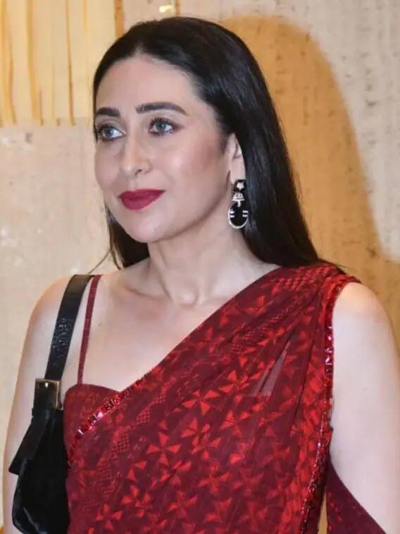 ਅੱਜ ਅਭਿਸ਼ੇਕ ਬੱਚਨ ਅਤੇ ਕਰਿਸ਼ਮਾ ਦੋਵੇਂ ਆਪਣੀ ਜ਼ਿੰਦਗੀ 'ਚ ਖੁਸ਼ ਹਨ ਪਰ ਕਿਸੇ ਸਮੇਂ ਉਨ੍ਹਾਂ ਦੀ ਮੰਗਣੀ ਦੀ ਖਬਰ ਨੇ ਪ੍ਰਸ਼ੰਸਕਾਂ ਦਾ ਦਿਲ ਤੋੜ ਦਿੱਤਾ ਸੀ।