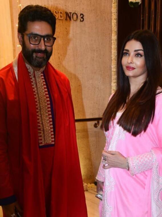 ਹਾਲਾਂਕਿ, ਪਾਰਟੀ ਤੋਂ ਅਭਿਸ਼ੇਕ ਬੱਚਨ ਅਤੇ ਕਰਿਸ਼ਮਾ ਕਪੂਰ ਦੀਆਂ ਜੋ ਵੀ ਤਸਵੀਰਾਂ ਸੋਸ਼ਲ ਮੀਡੀਆ 'ਤੇ ਆਈਆਂ ਹਨ, ਉਨ੍ਹਾਂ 'ਚੋਂ ਕੋਈ ਵੀ ਸਾਬਕਾ ਪ੍ਰੇਮੀ ਜੋੜਾ ਇਕੱਠੇ ਨਜ਼ਰ ਨਹੀਂ ਆਇਆ।