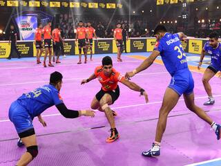 PKL 9: रोमांचक मुकाबले में यू मुंबा ने हरियाणा स्टीलर्स को आखिरी रेड में हराया, सुरेंदर सिंह का रहा जलवा