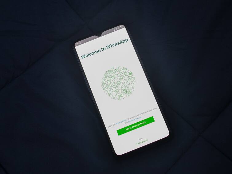 WhatsApp will stop working on older iPhones after Diwali check if your phone is on the list know in details Whatsapp: দীপাবলির পরেই পুরনো আইফোনে বন্ধ হতে চলেছে হোয়াটসঅ্যাপ, কোন কোন ফোনে পড়বে প্রভাব