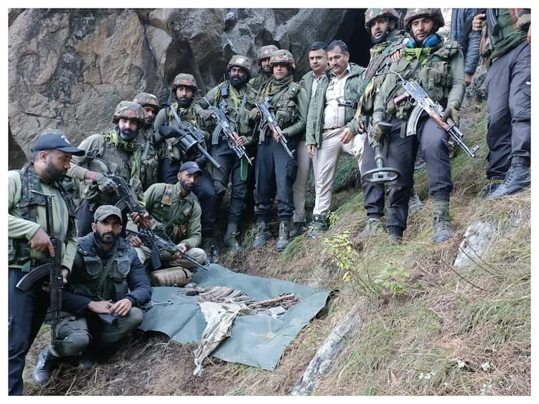 J&K: Hideout Busted In Ramban District. Security Forces Recover Ammunition And Explosives J&K: Hideout Busted In Ramban District. Security Forces Recover Ammunition And Explosives