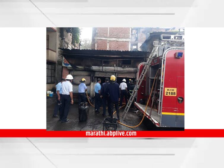 Pune Fire at a hotel in Sadashiv Peth 10-year-old girl died Pune Fire:  सदाशिव पेठमधील  हॉटेलला भीषण आग, दहा वर्षाच्या मुलीचा होरपळून मृत्यू