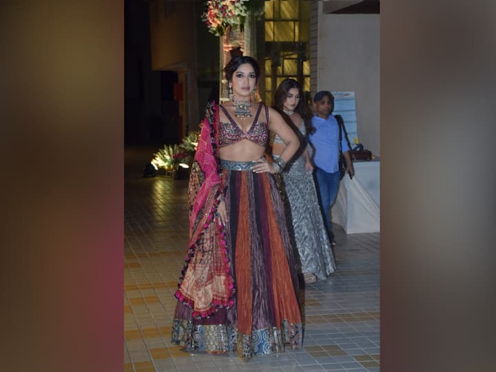 It's time for Diwali, and Bollywood stars are organizing lavish parties at their homes. On Friday, Bhumi Pednekar and her sister Samiksha Pednekar too hosted a lavish Diwali bash at their Mumbai home.