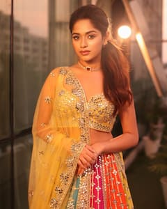 क्या प्यार में पड़ गई हैं Jannat Zubair? खूबसूरत तस्वीरें पोस्ट कर लिखा- 'अगर इश्क है तो शक कैसा...'