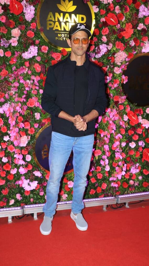 অনন্য অমিতাভ, দুরন্ত হৃত্বিক!