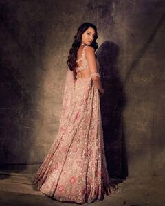 Nora Fatehi Photo: વિદેશી હસિના નોરા ફતેહીનો દેશી લુક