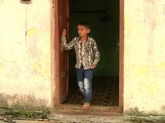 PHOTO: माझाच्या बातमीनंतर नुकसानग्रस्त शेतकऱ्याला महाराष्ट्रातून मदतीचा हात