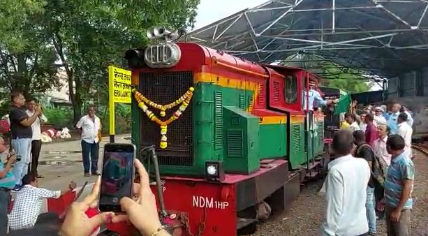 Neral-Matheran Mini Train : माथेरानची राणी पुन्हा रुळावर; आजपासून नेरळ-माथेरान मिनी ट्रेन सुरू