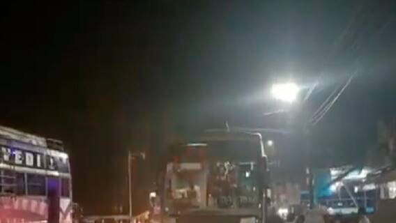 ਬੱਸ ਮਾਲਕ ਨਾਲ ਬਦਸਲੂਕੀ, ਕੰਡਕਟਰ ਨੇ ਬੱਸ ਦੀ ਡਿਸਪਲੇ 'ਤੇ ਗਾਲ੍ਹਾਂ ਕੱਢ ਕੇ ਲਿਆ ਬਦਲਾ ਬੱਸ ਮਾਲਕ ਨਾਲ ਬਦਸਲੂਕੀ, ਕੰਡਕਟਰ ਨੇ ਬੱਸ ਦੀ ਡਿਸਪਲੇ 'ਤੇ ਗਾਲ੍ਹਾਂ ਕੱਢ ਕੇ ਲਿਆ ਬਦਲਾ