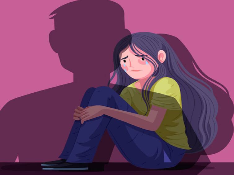 Father sentenced to life imprisonment for raping his daughter பெற்ற மகளை பாலியல் வன்கொடுமை செய்த வழக்கில் தந்தைக்கு ஆயுள் தண்டனை