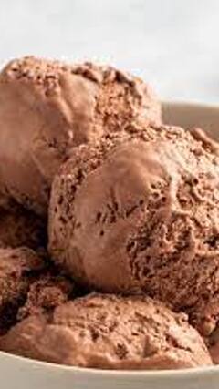 ஆப்பிள் பெண்ணே நீ யாரோ ஐஸ்க்ரீம் சிலையே நீ யாரோ..பிரபலமான ஐஸ்கிரீம் வகைகள்!