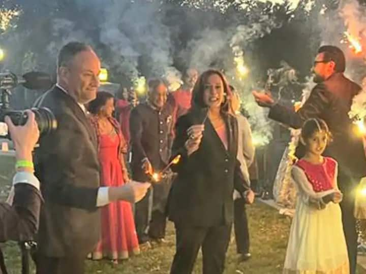 Diwali 2022 american Vice President Kamala Harris celebrates Diwali अमेरिका की उपराष्ट्रपति कमला हैरिस की दीवाली पार्टी, 900 लोगों को बुलाया गया और परोसी गई पानी पूरी