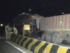 Bus Accident: दिवाळीत काळाचा घाला:  बस आणि ट्रकच्या भीषण अपघातात 15 ठार