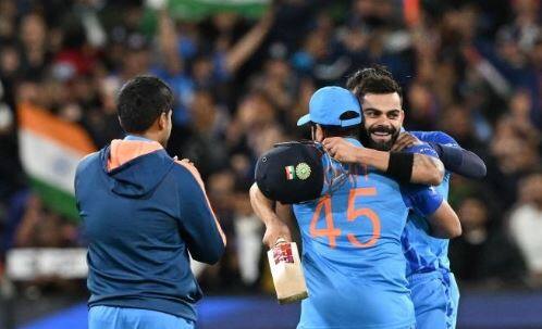 IND vs PAK After the match, Rohit saluted Kohlis batting, said - there was no hope of victory IND vs PAK: ਮੈਚ ਤੋਂ ਬਾਅਦ ਰੋਹਿਤ ਨੇ ਕੋਹਲੀ ਦੀ ਬੱਲੇਬਾਜ਼ੀ ਨੂੰ ਕੀਤਾ ਸਲਾਮ, ਕਿਹਾ- ਜਿੱਤ ਦੀ ਕੋਈ ਉਮੀਦ ਨਹੀਂ ਸੀ