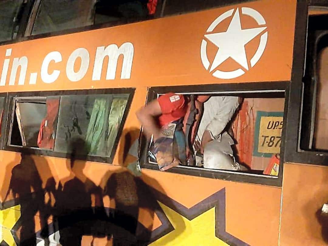 Rewa Bus Accident: 10 Of 15 Killed Were UP Residents, 7 Bodies Brought Back MP: Rewa Administration Constitutes Expert Panel To Probe Bus Accident, Recommends Precautions Rewa Bus Accident: 10 Of 15 Killed Were UP Residents, 7 Bodies Brought Back