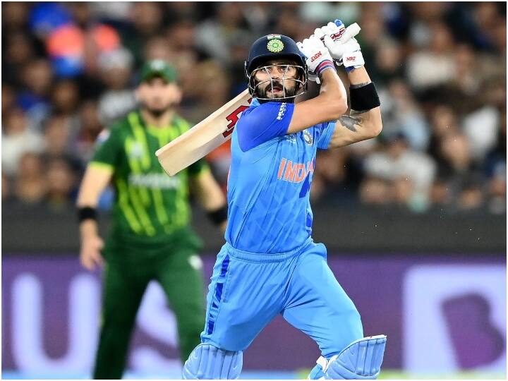 Former Indian player RP Singh has tweeted in praise of Virat Kohli who played a brilliant innings in the match against Pakistan in Melbourne 'दो दिन बाज के ना उड़ने से आसमान...', कोहली की पारी का कायल हुआ पूर्व भारतीय दिग्गज