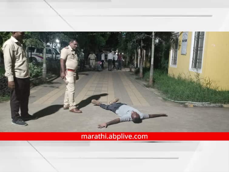 maharashtra News Aurangabad News As he was not getting ration during Diwali he started sleeping movement in the police station itself दिवाळीत रेशन मिळत नसल्याने त्याने असं काही केलं की...,पोलिसांनी देखील मारला डोक्याला हात