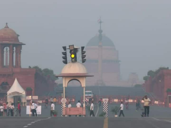 Delhi Weather and Pollution Updates: दिल्ली में दिवाली तक खराब रह सकती है हवा, मौसम रहेगा साफ, लेकिन सांस लेना होगा मुश्किल Delhi Weather and Pollution Updates AQI May in Bad Category Till Deepawali Weather Will Dry Today Delhi Weather and Pollution Updates: दिल्ली में दिवाली तक खराब रह सकती है हवा, मौसम रहेगा साफ, लेकिन सांस लेना होगा मुश्किल