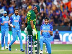 T20 WC: Fifties From Iftikhar, Masood Take Pakistan To 159/8; Pandya, Arshdeep Shine With Ball For India