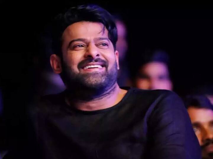 चित्रपटसृष्टीचा 'बाहुबली' अशी ओळख असणारा अभिनेता प्रभासचा (Happy Birthday Prabhas) आज वाढदिवस आहे.