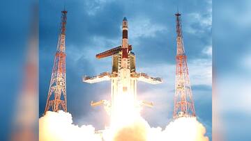 ISRO: মহাকাশে ভারতের নয়া কীর্তি, ৩৬টি স্যাটেলাইট নিয়ে পাড়ি দিল ইসরোর সবথেকে ভারী রকেট