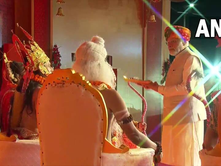 स्वातंत्र्याच्या अमृतमहोत्सवात भगवान रामसारखी इच्छाशक्ती देशाला नव्या उंचीवर घेऊन जाईल, असं पंतप्रधान नरेंद्र मोदी म्हणाले आहेत.
