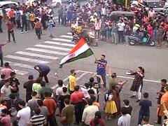 PHOTO : भारताचा पाकिस्तानवर विराट विजय; राज्यभरात जल्लोष