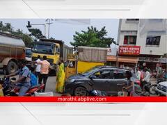 बारामतीत वाहतूक कोंडींचा फटका प्रतिभा पवारांनाही...! रस्त्यावर उतरल्या अन्