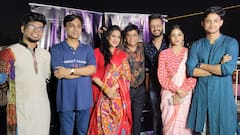 টিম 'মহিষাসুরমর্দ্দিনী'-কে নিয়ে আলোর উৎসব উদযাপনে ঋতুপর্ণা সেনগুপ্ত