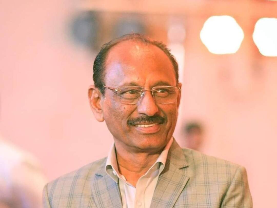 So let's welcome Uddhav Thackeray, the big statement of the leader of the Shinde group in Vidarbha ...तर उद्धव ठाकरेंचं स्वागत करू, विदर्भातील शिंदे गटाच्या नेत्याचे मोठे वक्तव्य