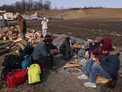 Ukraine: Indian Embassy Shares Routes For Indian Nationals To Leave Conflict-Ridden Region