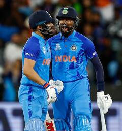 PHOTO: किंग कोहली इज बॅक... मेलबर्नमध्ये फटक्यांची दिवाळी! विराटच्या जिगरबाज खेळीनं रोमांचक सामन्यात पाकला नमवलं