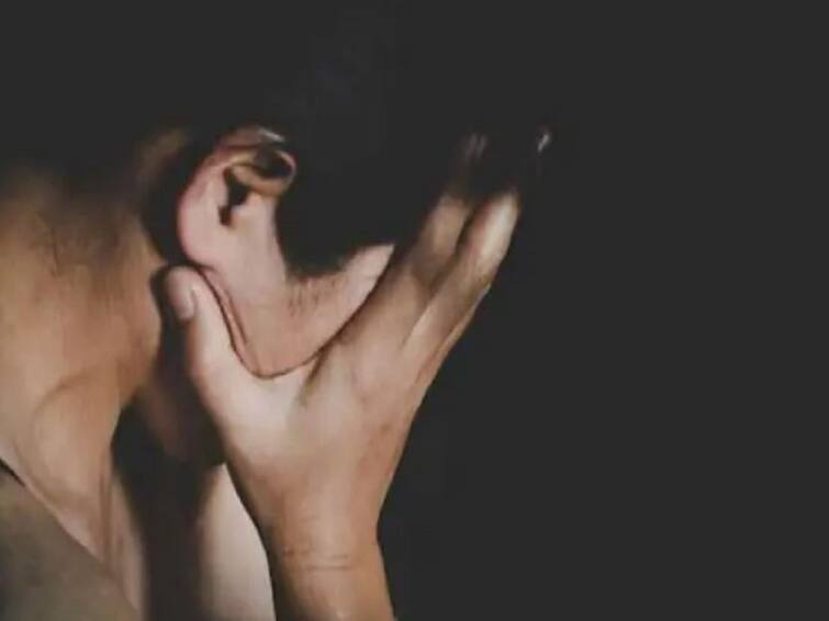 Nurse Tied Gang molested At Chhattisgarh Health Centre Minor Among Accused செவிலியரை கட்டி வைத்து கூட்டு பாலியல் வன்கொடுமை..! சுகாதார மையத்திலே நிகழ்ந்த கொடூரம்..!