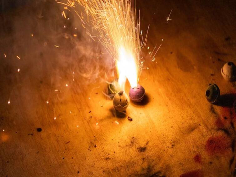 Delhi Minister On crackers Ban  Ancestors Had Diwali Without Crackers Diwali : நம் முன்னோர்கள் பட்டாசு இல்லாத தீபாவளியை கொண்டாடினர் - டெல்லி அமைச்சர்