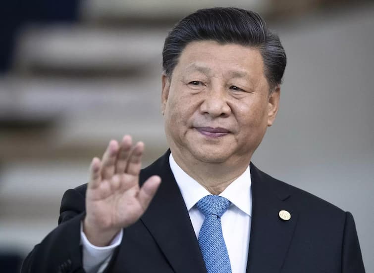 China President Xi Jinping Secures Third Term As Communist Party General Secretary And President News In marathi Xi Jinping : शी जिनपिंग यांची तिसर्‍यांदा चीनच्या राष्ट्रपतीपदी निवड, कम्युनिस्ट पार्टी ऑफ चायनाकडे पुन्हा सत्ता