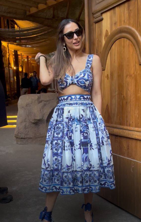 पुरानी वाइन की तरह जवां हो रहीं मलाइका अरोड़ा (Malaika Arora) आज यानी 23 अक्टूबर 2022 को 49 साल की हो गईं. मलाइका ने अपने 49वें बर्थडे के मौके पर एक पार्टी थ्रो की थी.