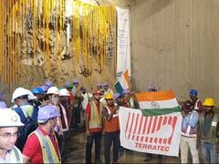 मेरठ में रेपिड रेल का पहला टनल बनकर तैयार, जश्न के बीच लगे भारत माता की जय हो के नारे
