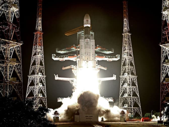 OneWeb India-1 Mission: ISRO's Heaviest Rocket Successfully Launches 36  Satellites Into Orbit. All About It