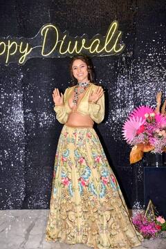 Diwali Party में शहनाज गिल और गुरु रंधावा ने की जमकर मस्ती, तस्वीरें देख फैंस बोले- 'पंजाबियों की बैटरी चार्ज...'