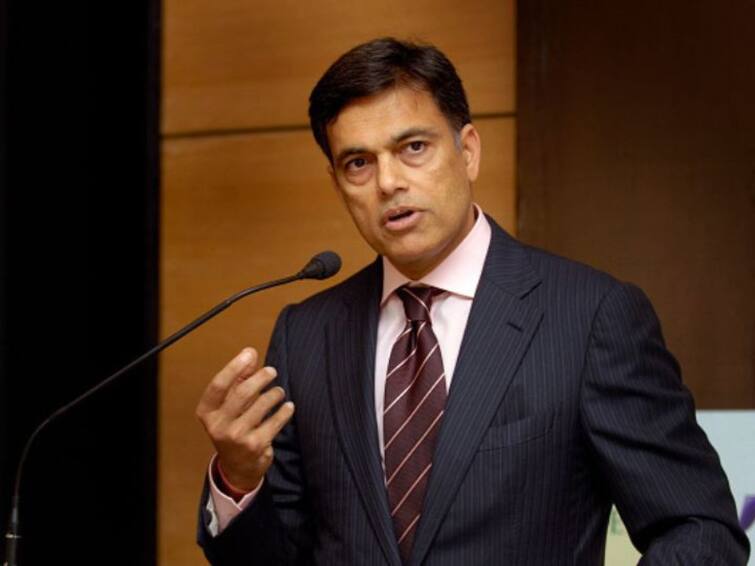 Sajjan Jindal's JSW Group Plans To Enter Into Lending With Rs 400-Cr Investment In Captive NBFC Sajjan Jindal's JSW Group Plans To Enter Into Lending With Rs 400-Cr Investment In Captive NBFC