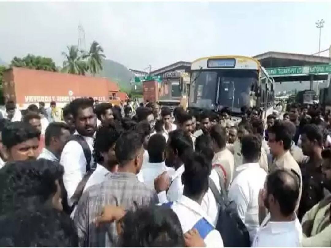 Andhra Pradesh: ஆந்திராவில் தமிழக மாணவர்களை தாக்கிய சுங்கச்சாவடி ஊழியர்கள்...! என்ன நடந்தது தெரியுமா..?