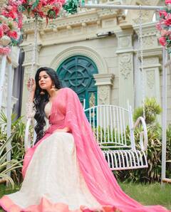 Divya Bharathi: பேச்சுலர் திரைப்பட நாயகி திவ்ய பாரதியின் தீபாவளி கலக்கல் கிளிக்ஸ்!